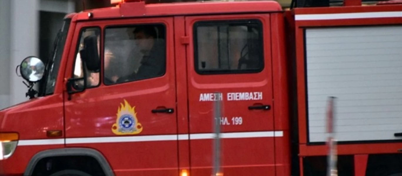 Κάηκε ολοσχερώς κατάστημα ρούχων στην Αθήνα